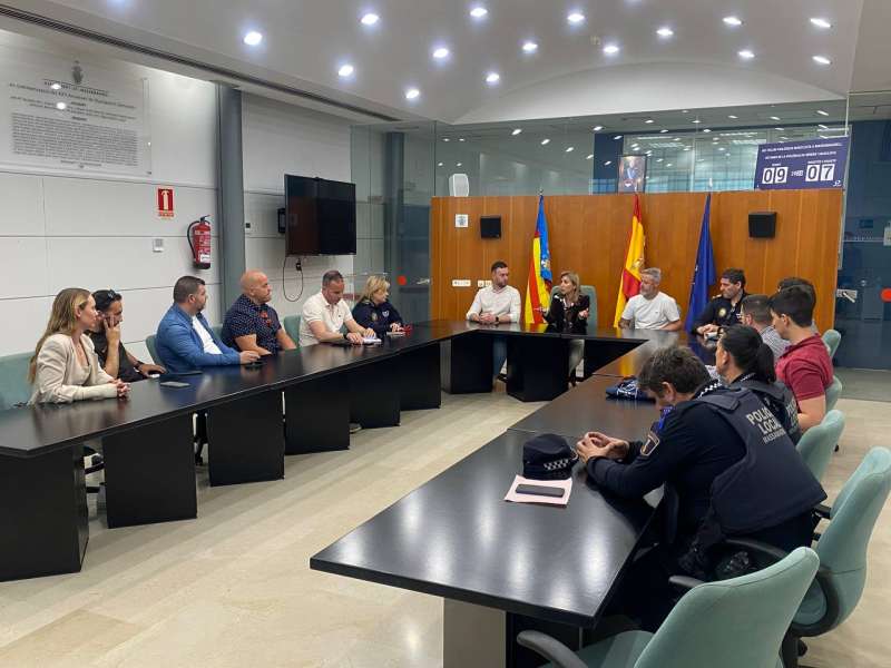 El acto de bienvenida al nuevo inspector de Polica Local. EPDA