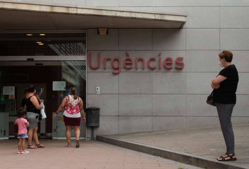 Entrada a Urgencias de un centro sanitario. EFE/Alejandro García/Archivo
