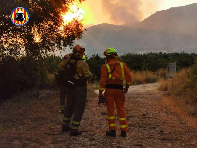 Los bomberos forestales advierten de que el verano serÃ¡ muy complicado en lo que a incendios se refiere. /EPDA