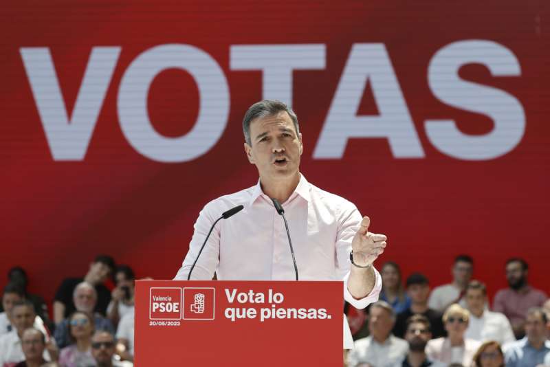 Imagen de archivo del secretario general del PSOE y presidente del Gobierno, Pedro Sánchez, durante un acto del partido en València. EFE/ Kai Forsterling
