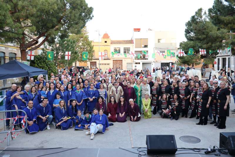 La celebraciÃ³ del Mig Any de Moros i Cristians. EPDA