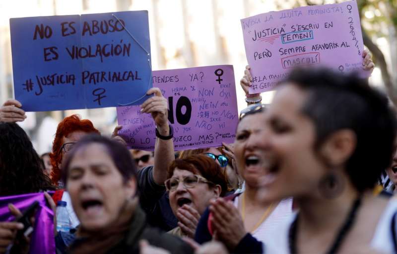 Una protesta en Valncia contra la violencia sexual hacia las mujeres. EFEKai FrsterlingArchivo
