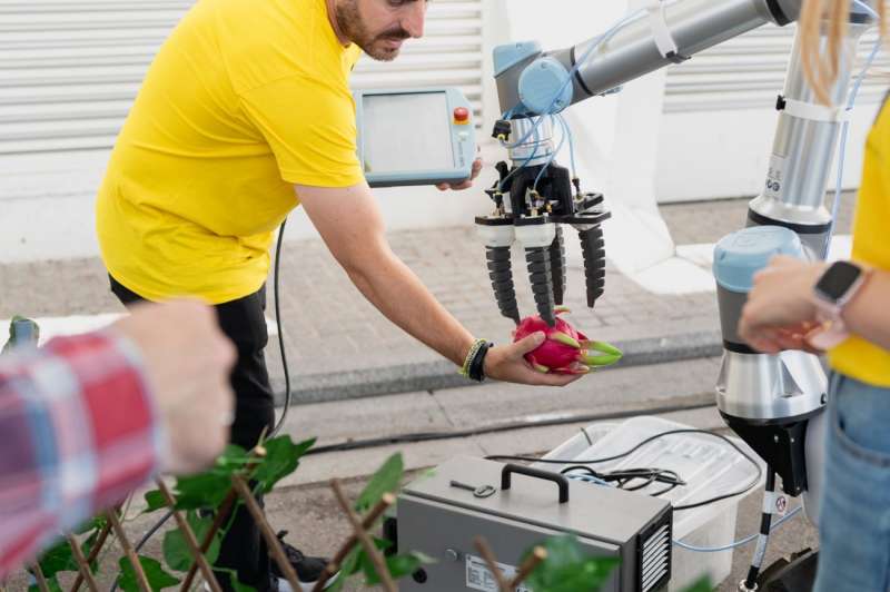 Imagen facilitada por la UPV de uno de los proyectos cientficos que se han podido ver en la Fira dels Invents. EFE
