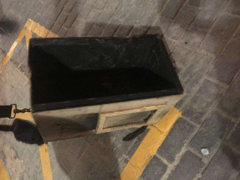 La caja de cohetes, en una imagen facilitada por el Ayuntamiento. EFE