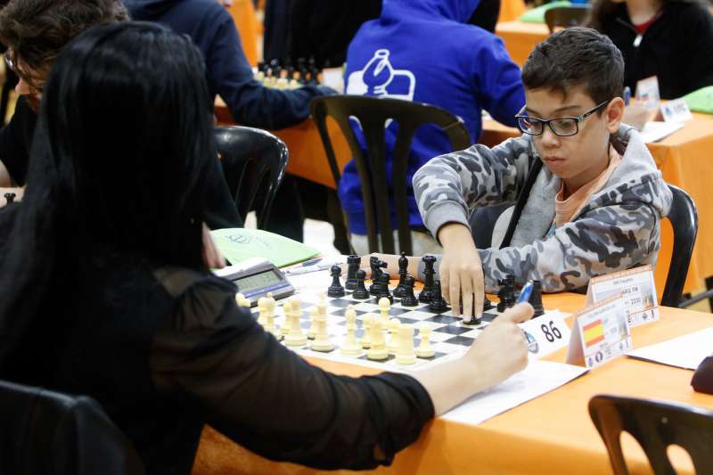 El argentino de 10 aÃ±os Faustino Oro, este miÃ©rcoles durante su partida contra la espaÃ±ola LucÃ­a Follana Albelda Albelda.- EFE/ Morell
