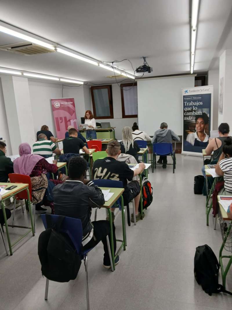 Los alumnos del curso en Rocafort. EPDA