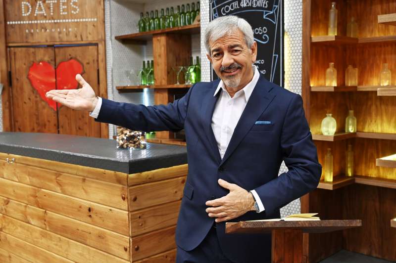 Carlos Sobera en el restaurante de First Dates. EPDA