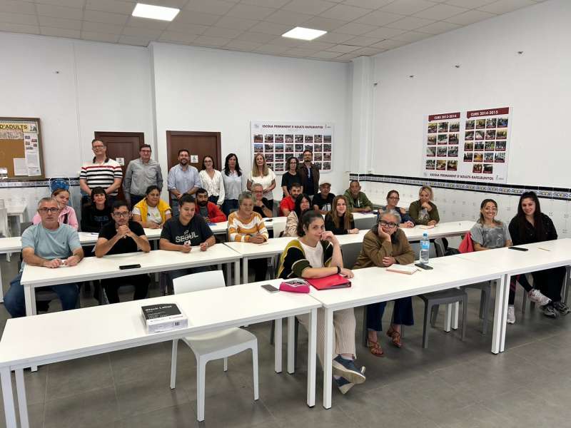 Els noous treballadors de lAjuntament. EPDA