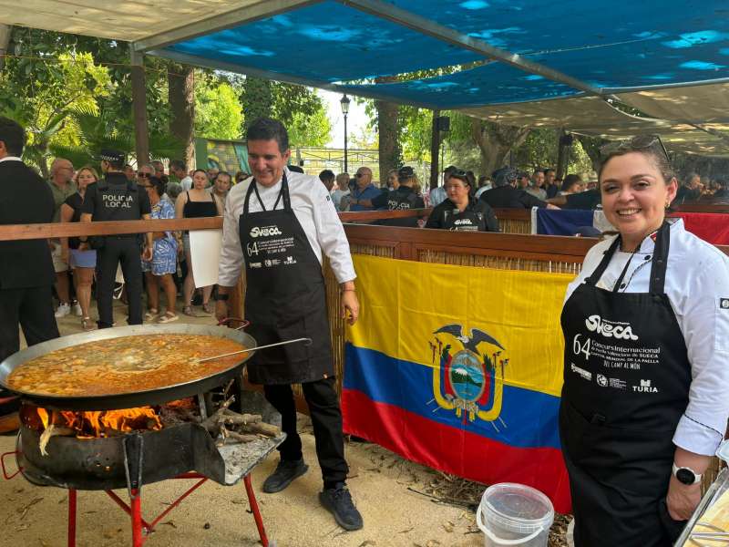 El restaurante ecuatoriano Sabor Amar Paellas, ganador de la 64 edicin del Concurso Internacional de Paella Valenciana de Sueca. EFEAyuntamiento de Sueca
