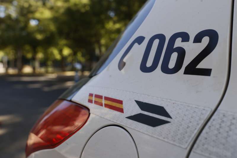 Coche de la Guardia Civil con el n�mero de tel�fono 062, a trav�s del cual la Guardia Civil le atender� directamente, las 24 horas del d�a, los 365 d�as del a�o.  EFE/Mariscal  

