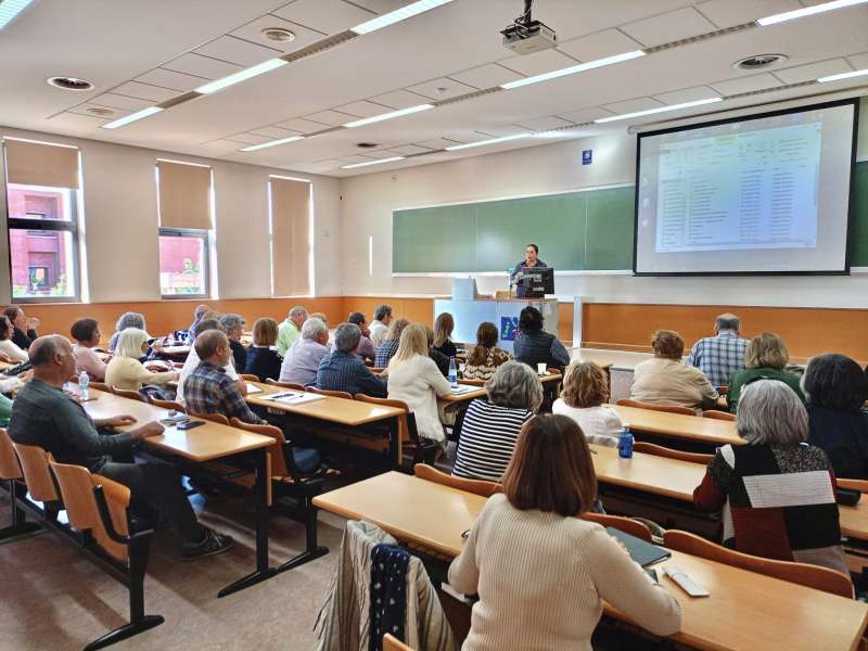 Universitat per a Majors de lUJI. EPDA