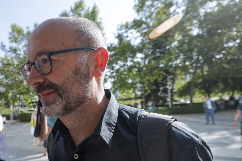 El empresario castellonense y hermano del expresident de la Generalitat Francis Puig a su llegada a la Ciudad de la Justicia de Valencia. EFEManuel BruqueArchivo
