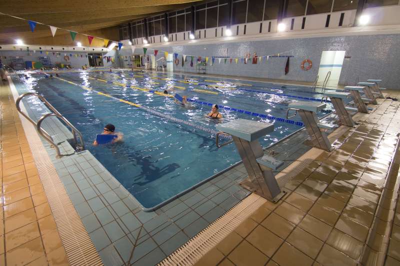 Piscina municipal del barrio de Ayora de Valencia./EPDA