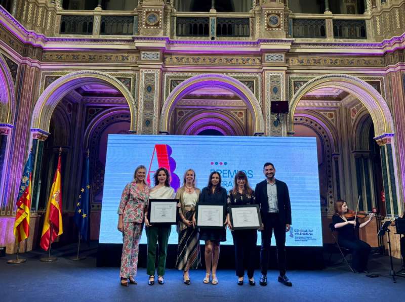Entrega del Premio Literario de Narrativa de Mujeres | Generalitat