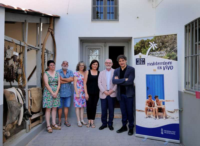 Colomer, en la presentación de la serie en Alboraya. EPDA Colomer, en la presentación de la serie en Alboraya. EPDA