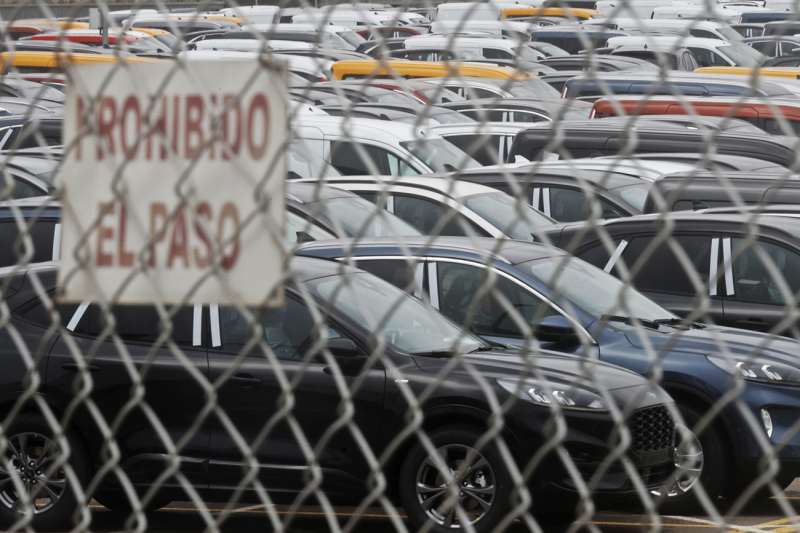Vista general de los coches Ford nuevos estacionados en la factoría de la marca en Almusssafes. EFE/Kai Försterling/Archivos
 Vista general de los coches Ford nuevos estacionados en la factoría de la marca en Almusssafes. EFE/Kai Försterling/Archivos