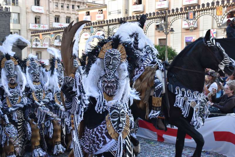 A les 10:30 hores, els espectadors podran seguir lentrada cristiana, i a les 17 hores, lentrada mora, EPDA