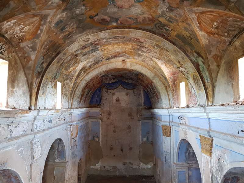 Interior de la iglesia de Benicalaf de Benavites. EPDA