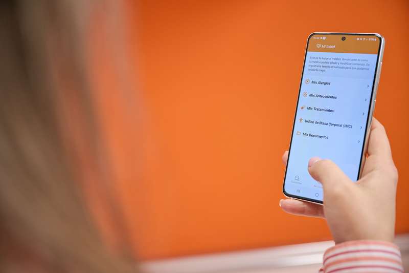 L?app mdica MeetingDoctor, que inclou este servici de psicologia, est disponible per a tots els treballadors de Consum