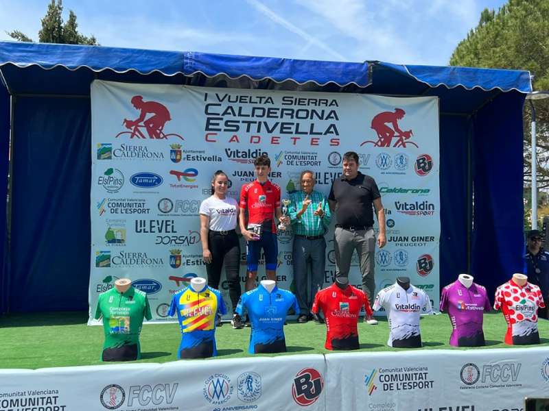 Ganadores de la I Vuelta Sierra Calderona.  CNC ACADEMY