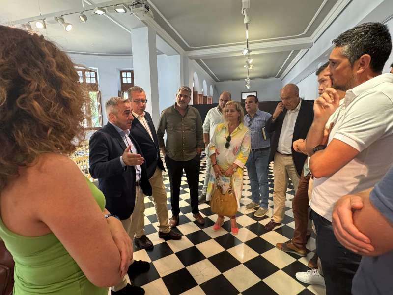 La Generalitat contempla subvenciones de hasta 80.000 euros para jvenes que se inicien en el sector agrario  Foto: Generalitat Valenciana
