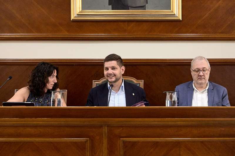 Pla d?Ajust per tal d?augmentar les inversions en Gandia Pla d?Ajust per tal d?augmentar les inversions en Gandia