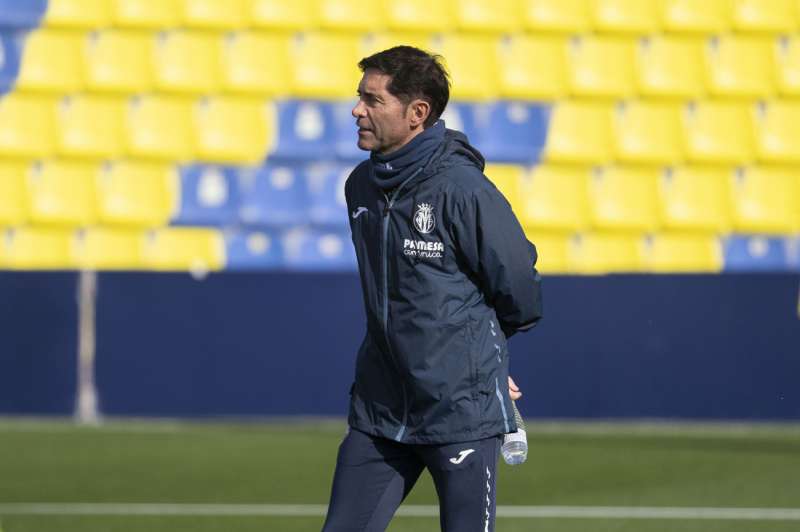 En la imagen, el t�cnico del Villarreal, Marcelino Garc�a Toral, durante un entrenamiento. EFE/Andreu Esteban
