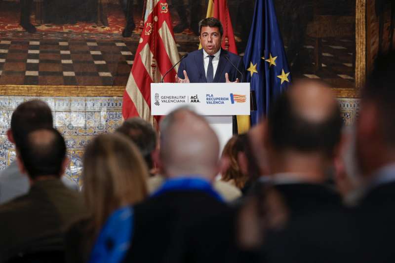 El president de la Generalitat, Carlos Mazn, presenta el Plan Endavant para la recuperacin econmica y social de la Comunitat Valenciana tras la dana del 29 de octubre. EFEManuel Bruque
