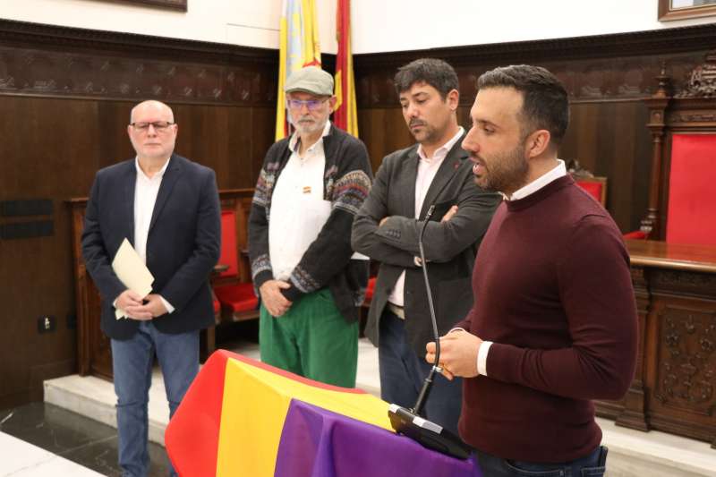 Sagunt rinde homenaje a Ulpiano Alonso, Mariano Agust� y Joaqu�n Villalba v�ctimas del r�gimen dictatorial franquista.  EPDA