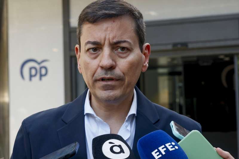 El expresidente de Nuevas Generaciones del PP de la Comunitat Valenciana Jos Luis Bayo comparece ante los medios este mircoles. EFEJP Gandul
