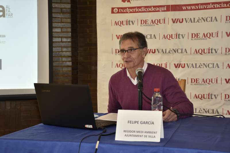 Felipe García, concejal de Medio Ambiente del Ayuntamiento de Silla./ PLÁCIDO GONZÁLEZ
