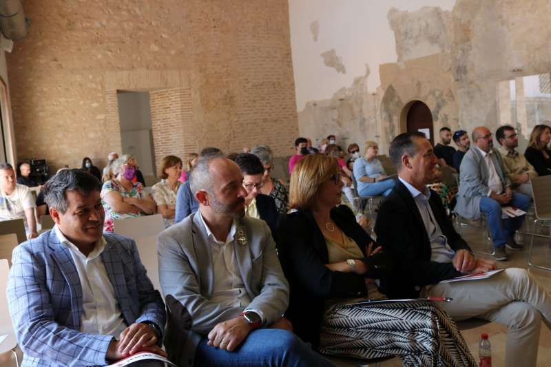 Durante la jornada de Turismo de Camp de Túria en el Castell de Riba-roja./EPDA