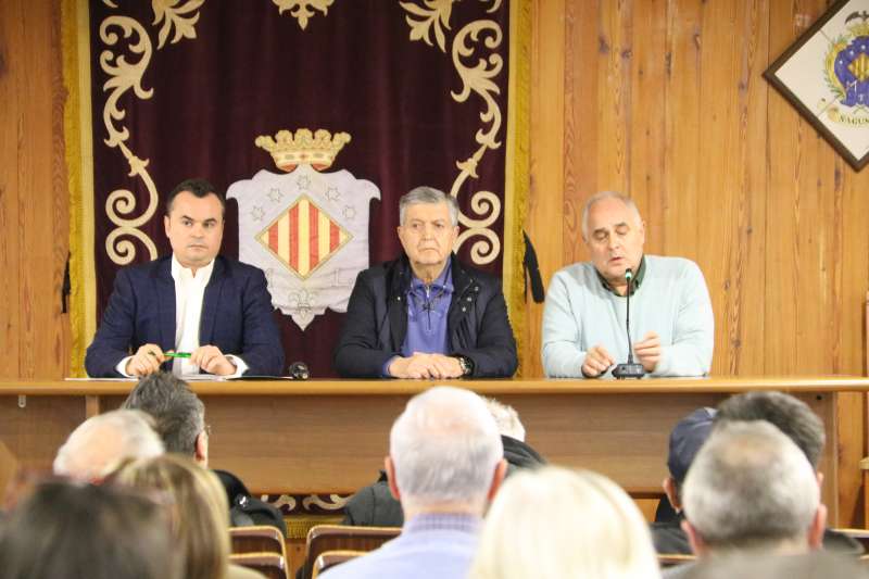 De izquierda a derecha, Lluís Carbonell, Francisco Campillo y Juan Manuel Peiró. / BORJA PEDRÓS