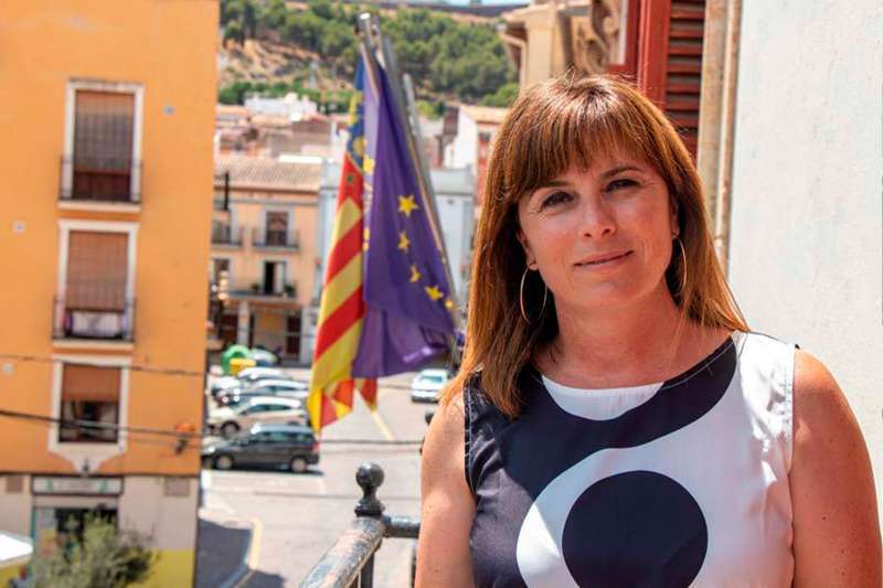María José Carrera, en el balcón del ayuntamiento de Sagunt. 