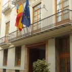 La Real Academia de Cultura Valenciana (RACV). La Real Academia de Cultura Valenciana (RACV).