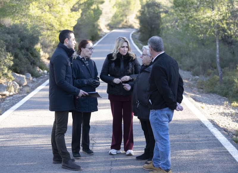 Visita de la presidenta de la Diputación de Castellón, Marta Barrachina, a la CV-203. /EPDA