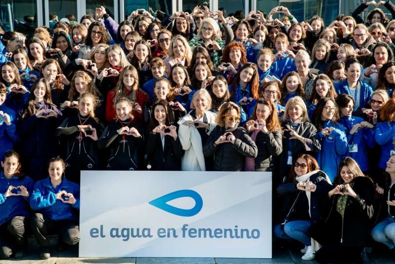 Global Omnium reúne la mayor concentración de Mujeres en “El Agua en ...