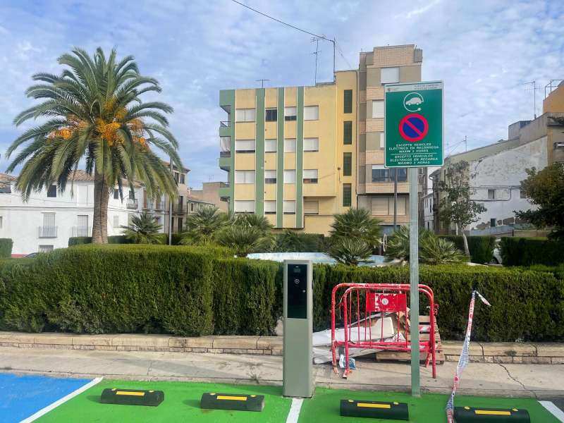Punto de recarga en Soneja. J. GINÉS