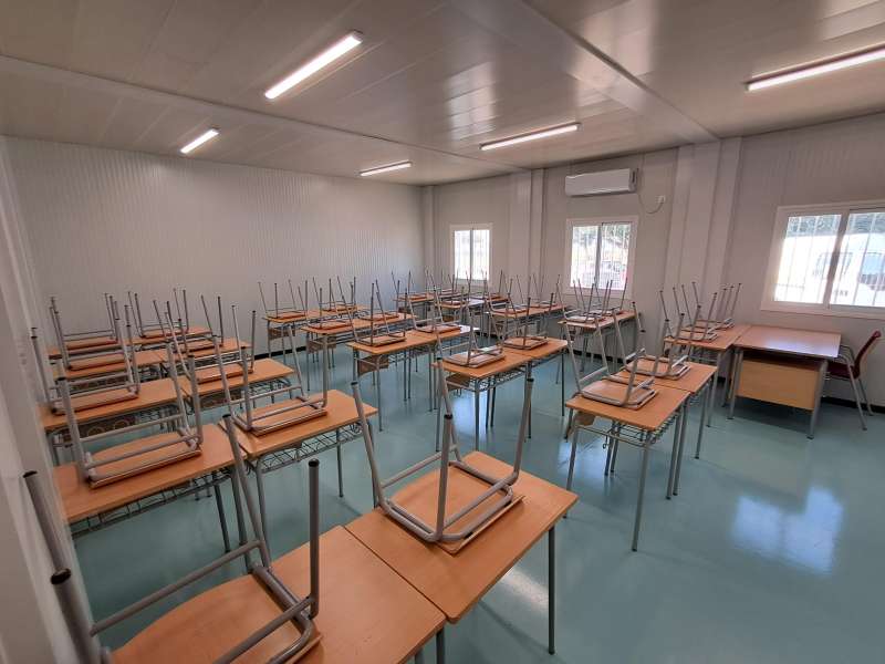 El director general de Centros Docentes se ha reunido con representantes del IES Alameda de Utiel, IES Berenguer Dalmau y CEIP Vil·la Romana de Catarroja./EPDA