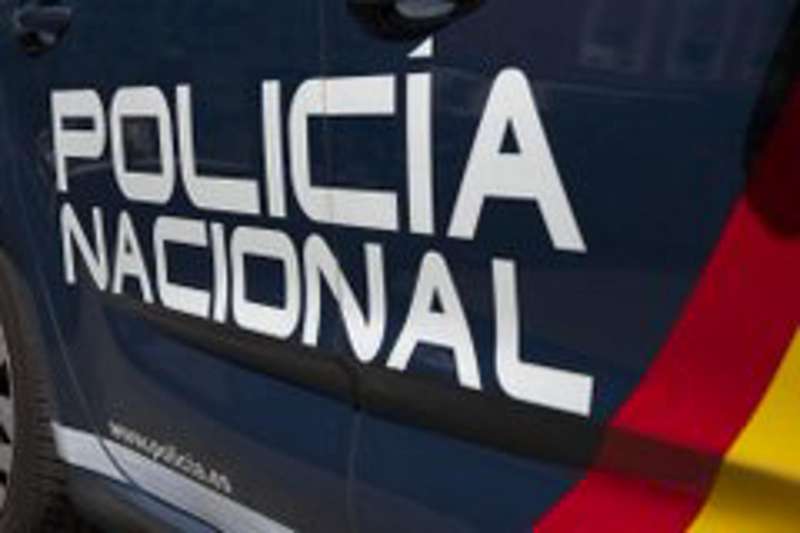 Un vehículo de la Policía Nacional. EFE