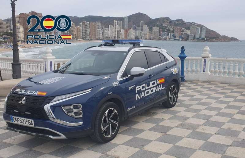 Imagen de archivo de la Policía Nacional en Benidorm. / EFE