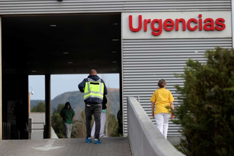 Entrada a Urgencias de un hospital, en una imagen de archivo. EFE/Rodrigo Jiménez