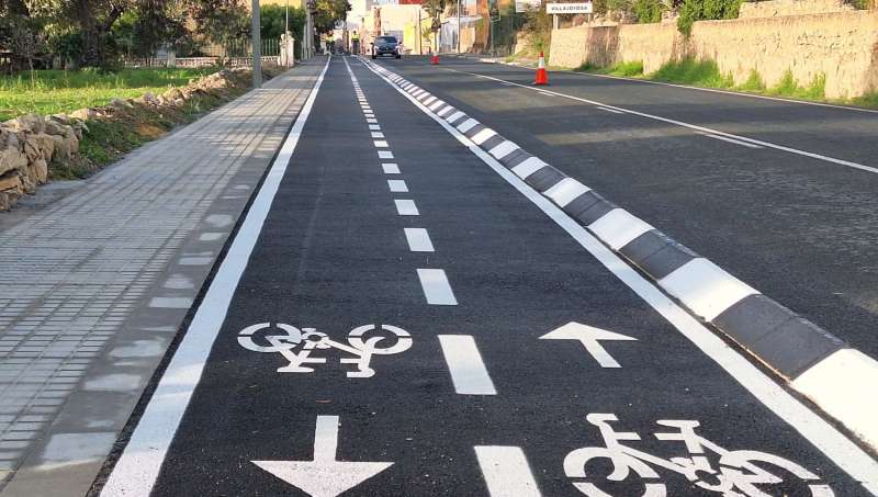 Carril bici hasta la Cala / EPDA