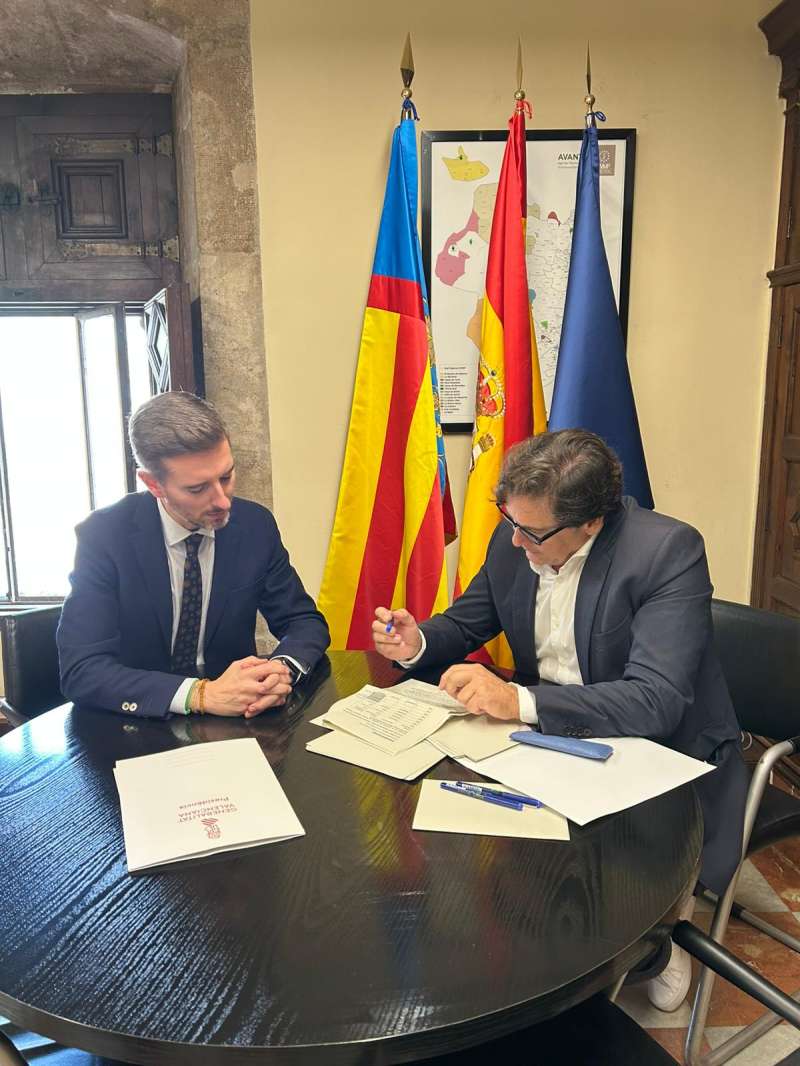 Reunión entre Víctor Soler y la administración local | EPDA