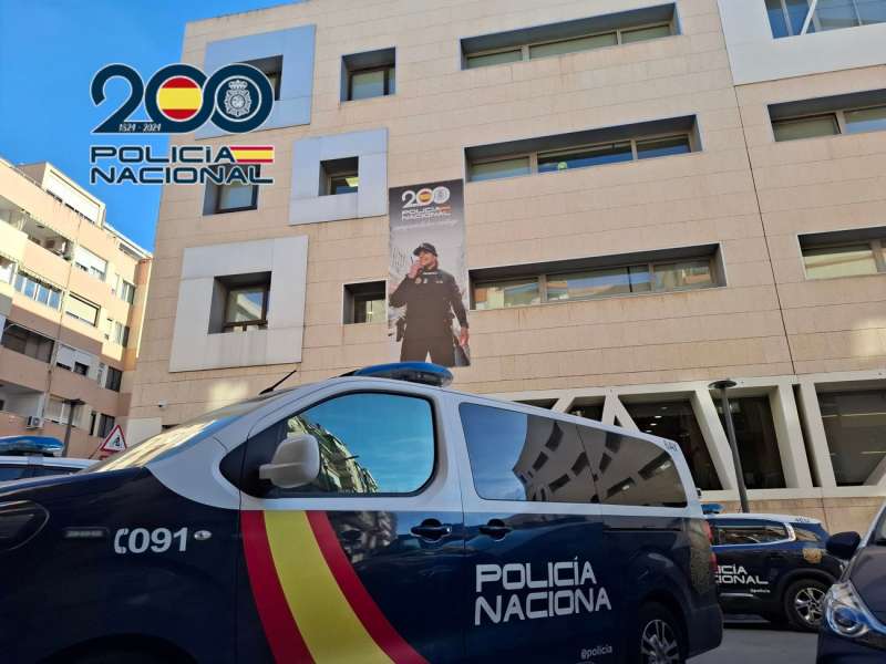 Furgón de la Policia Nacional/ EPDA
