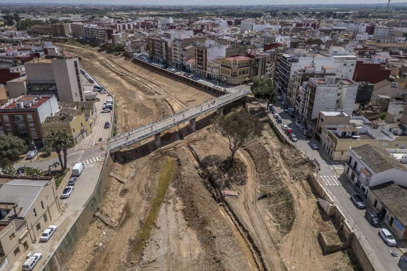Vista general del barranco del Poyo a su paso por Paiporta. EFE/Biel Aliño/Archivo Vista general del barranco del Poyo a su paso por Paiporta. EFE/Biel Aliño/Archivo