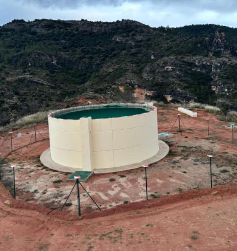 Depósito contra incendios en Casas Bajas. /EPDA