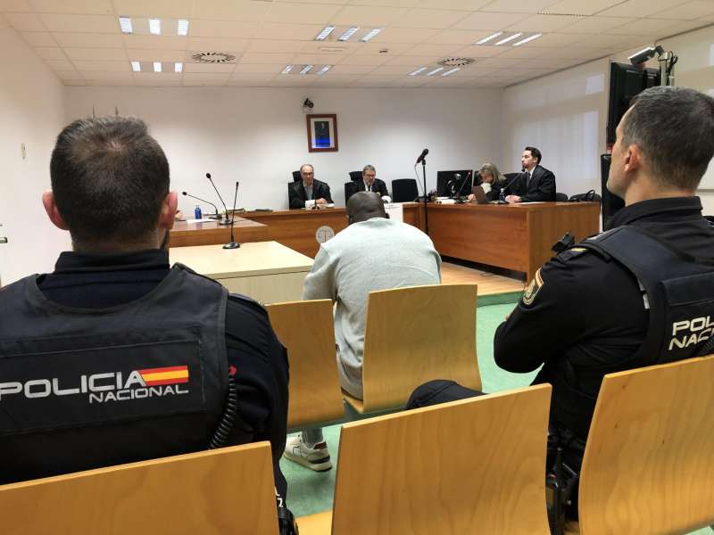 Imagen del acusado durante el jucio. EFE/Raúl Navarro Guardiola
