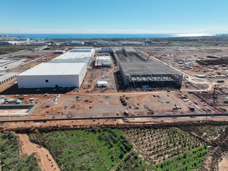 Vista aérea de los trabajos de construcción de la gigafactoría. / Foto: PowerCo