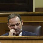 El exministro José Luis Ábalos, durante un pleno del Congreso cuando era diputado.